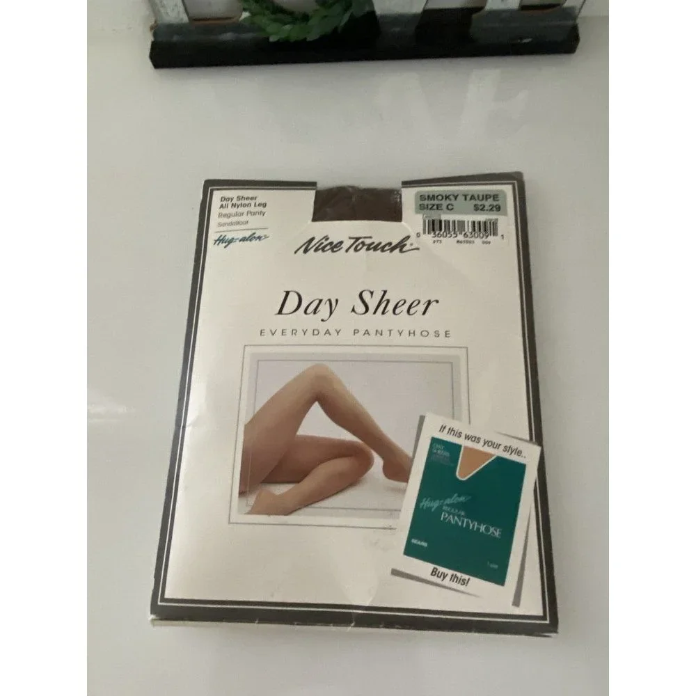 Nice Touch Day Sheer Pantyhose Non Control Size C Smokey Taupe Day Sheer Toe NIB